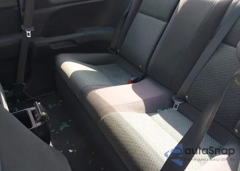 2005 Honda Civic Vp z USA, uszkodzony, nr VIN 1HGEM22125L040616